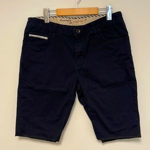 Vans. Classic shorts. Black. Size 33.